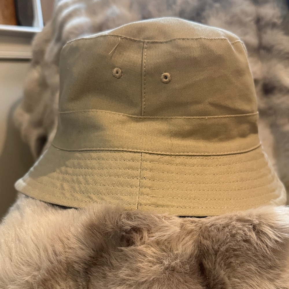 C.C Shiny Leopard Bucket Hat - Black Gray rain cap or reversible tan hat. - Picture 4 of 7